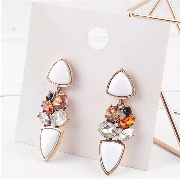 NWT Gold Color Drop Earrings White Acrylic Crystal - Picture 2 of 5